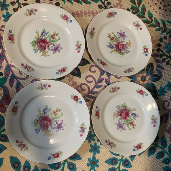 Set of 4 Vintage rare Cmielow porcelain plates - Picture 3 of 8
